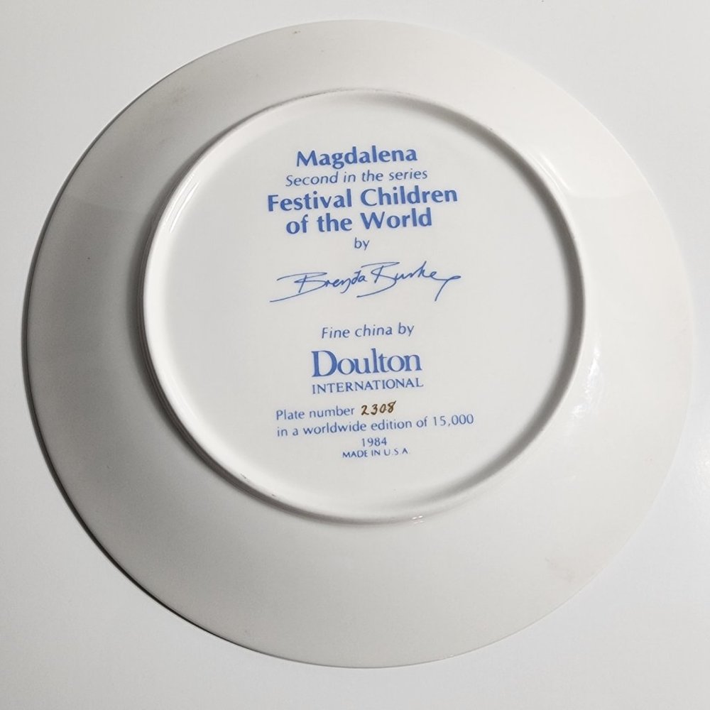 Doulton International Brenda Burke Magdelena Festival Of Children Of The World - Picture 2 of 4